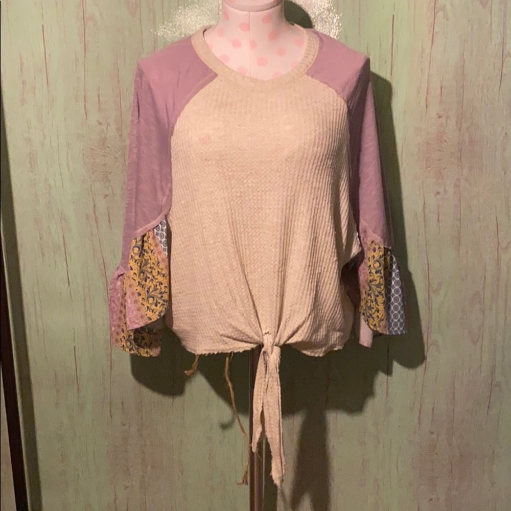 Altar’d State patch sleeve top size med